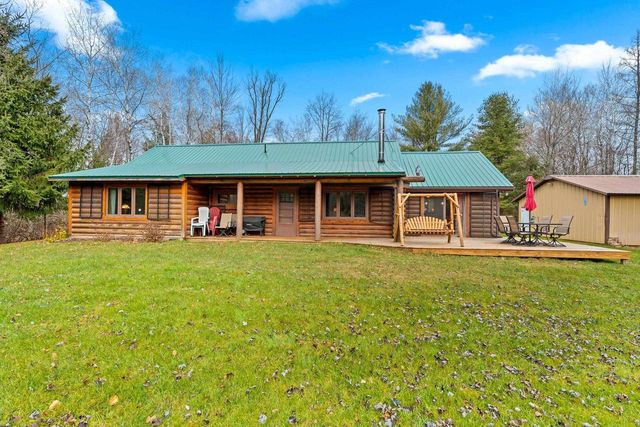 13593 MORGAN ROAD, Gillett, WI 54124