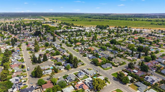 716 Aspen Dr, Yuba City, CA 95991