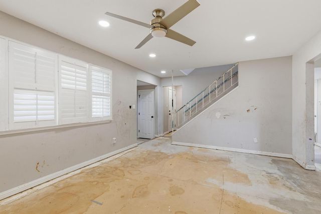 716 Aspen Dr, Yuba City, CA 95991