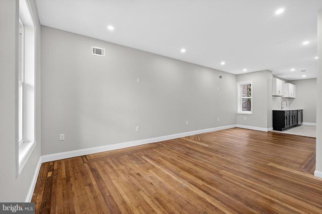 260 N SIMPSON ST, Philadelphia, PA 19139