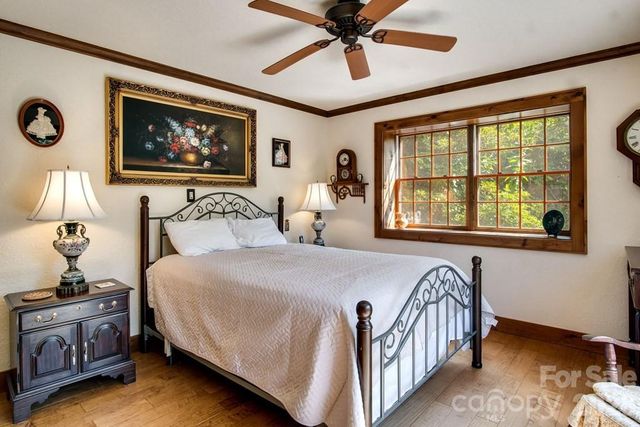 37 Jones Knob Road, Franklin, NC 28734