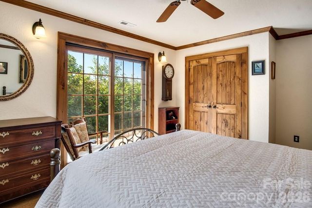 37 Jones Knob Road, Franklin, NC 28734