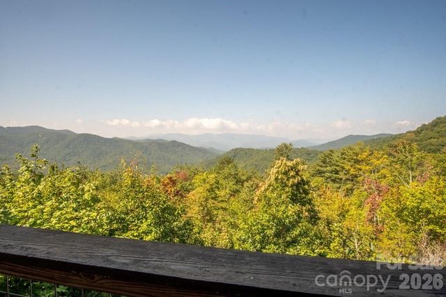 37 Jones Knob Road, Franklin, NC 28734