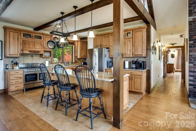 37 Jones Knob Road, Franklin, NC 28734