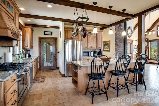 37 Jones Knob Road, Franklin, NC 28734