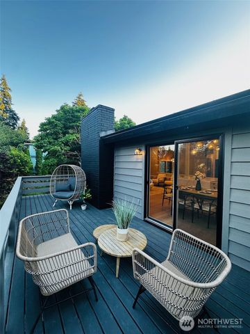 3602 24th Avenue W, Seattle, WA 98199