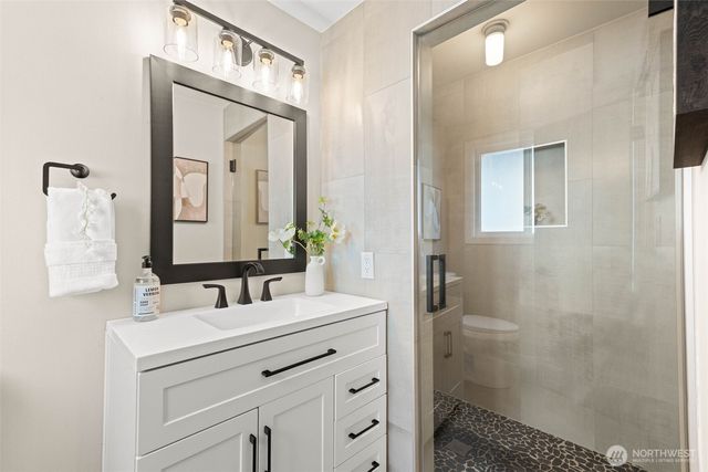 3602 24th Avenue W, Seattle, WA 98199