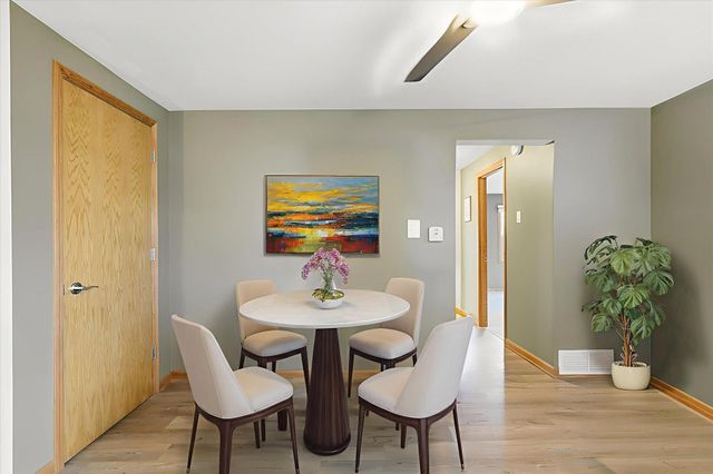 118 11th Avenue N, South Saint Paul, MN 55075