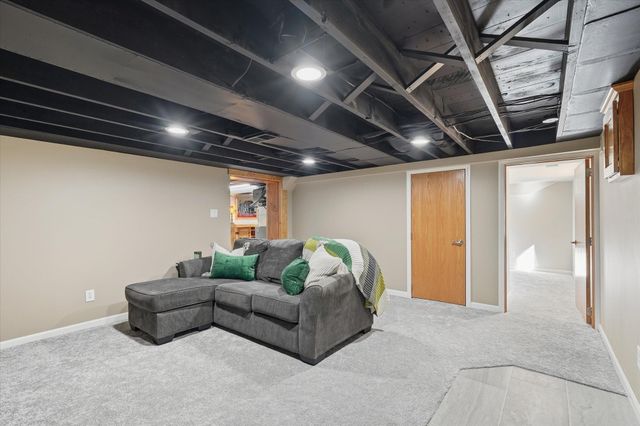 118 11th Avenue N, South Saint Paul, MN 55075