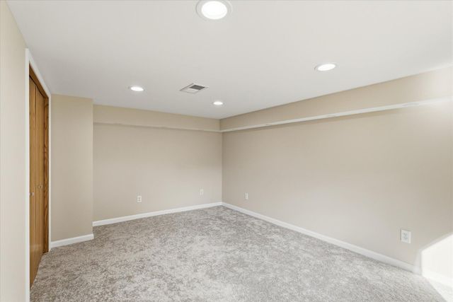 118 11th Avenue N, South Saint Paul, MN 55075