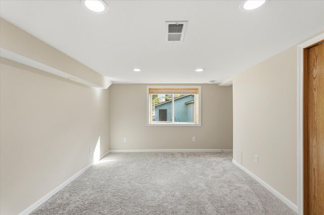 118 11th Avenue N, South Saint Paul, MN 55075