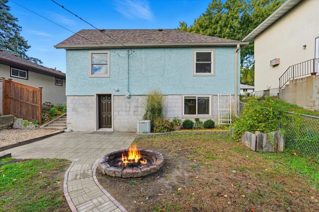 118 11th Avenue N, South Saint Paul, MN 55075