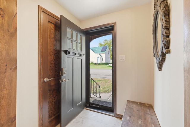 118 11th Avenue N, South Saint Paul, MN 55075