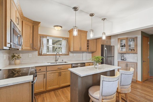 118 11th Avenue N, South Saint Paul, MN 55075