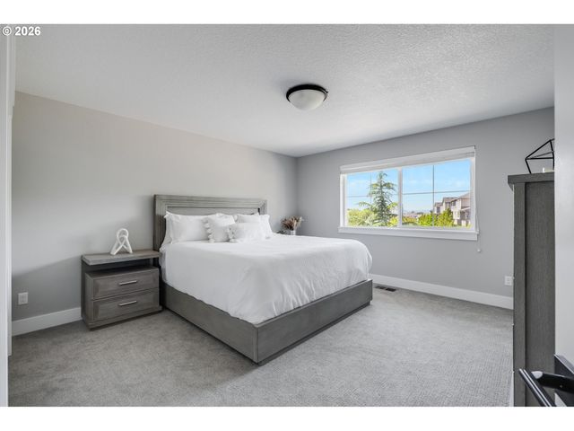 12170 Sw 173RD Ter, Beaverton, OR 97007