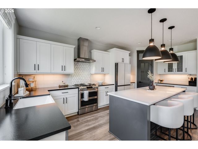 12170 Sw 173RD Ter, Beaverton, OR 97007