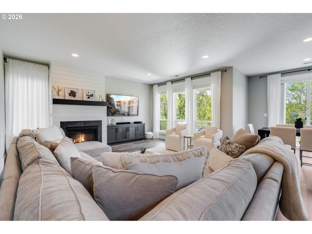 12170 Sw 173RD Ter, Beaverton, OR 97007