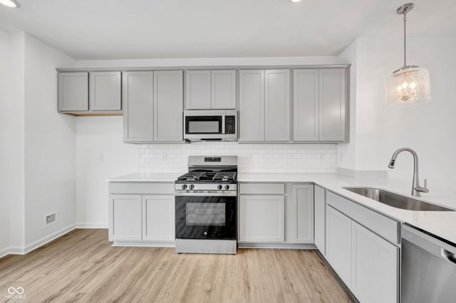 4502 Yellowwood Avenue, Brownsburg, IN 46112