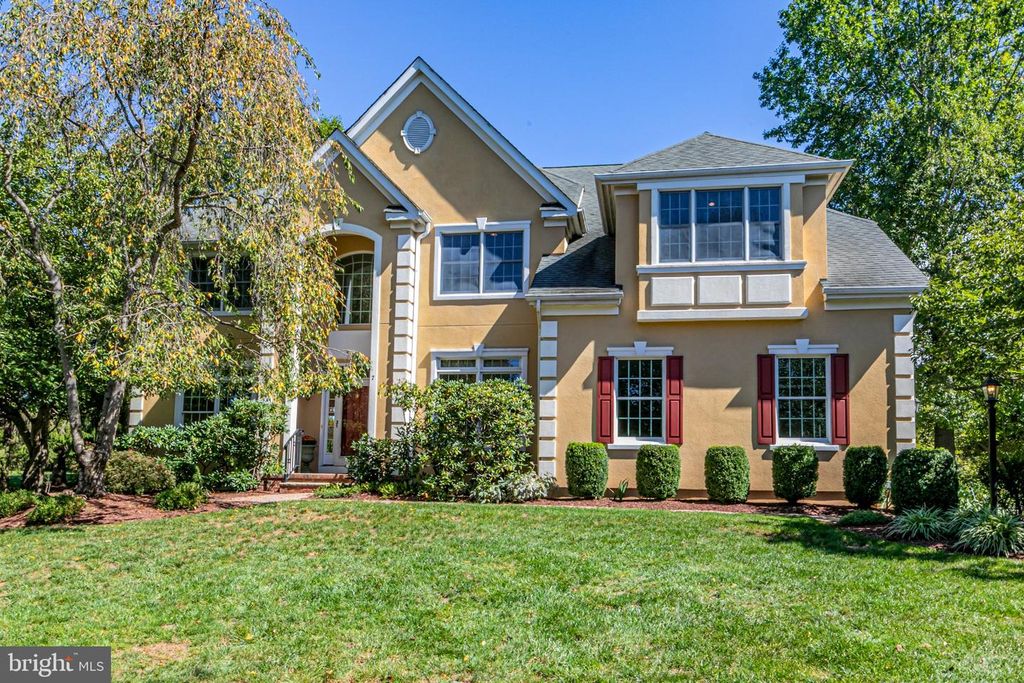 7 FIRESTONE CT, Skillman, NJ 08558 — photo 2