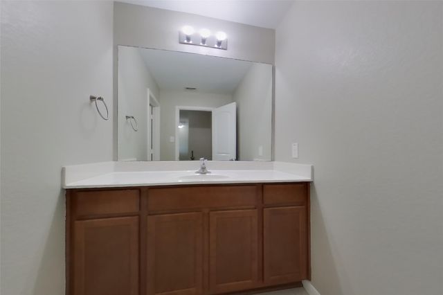 640 Totem Trail Drive, La Marque, TX 77568