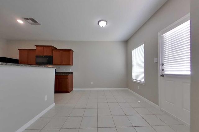 640 Totem Trail Drive, La Marque, TX 77568