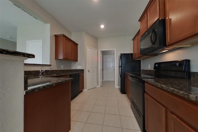 640 Totem Trail Drive, La Marque, TX 77568
