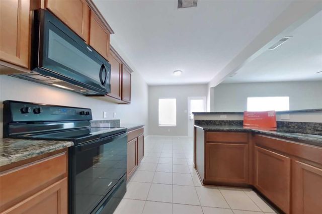 640 Totem Trail Drive, La Marque, TX 77568