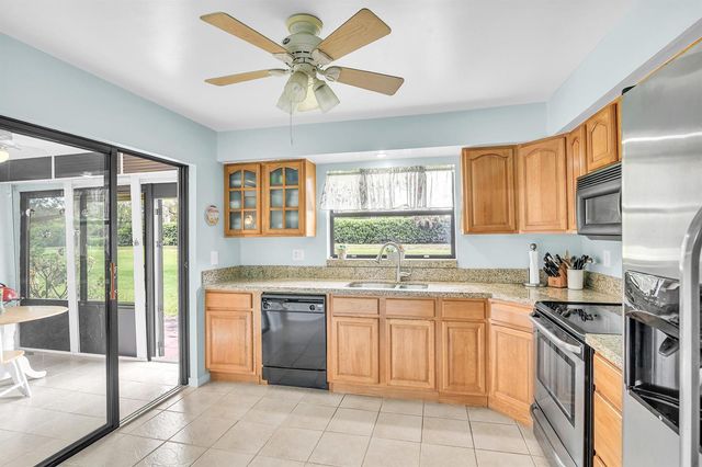 4450 Nutmeg Tree Lane A, Boynton Beach, FL 33436