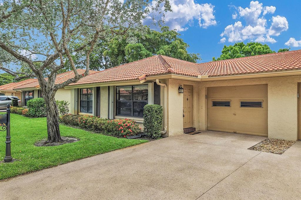 4450 Nutmeg Tree Lane A, Boynton Beach, FL 33436