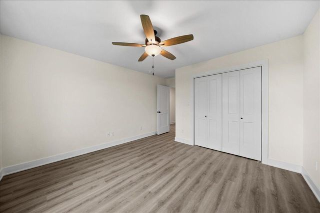 9563 E Luebcke Lane, Crown Point, IN 46307
