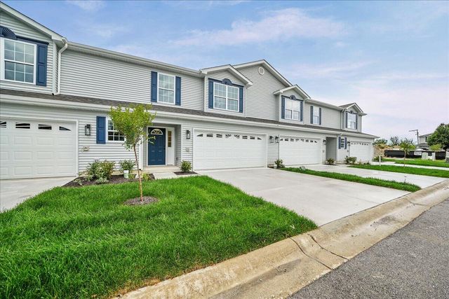 9563 E Luebcke Lane, Crown Point, IN 46307