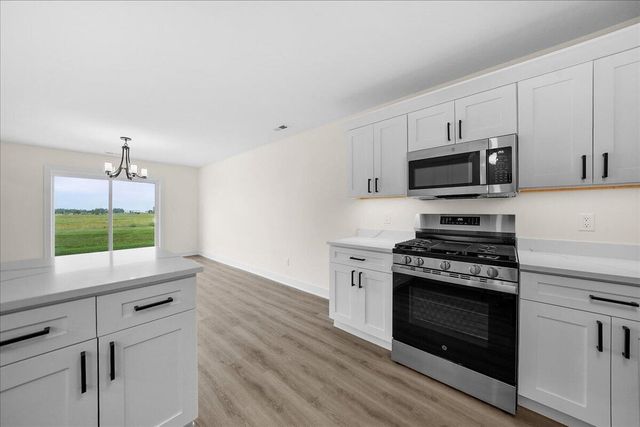 9563 E Luebcke Lane, Crown Point, IN 46307