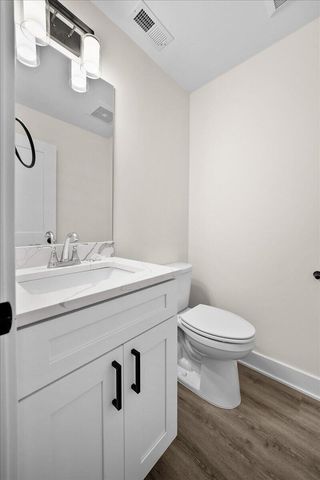 9563 E Luebcke Lane, Crown Point, IN 46307