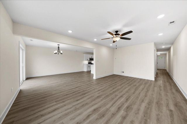 9563 E Luebcke Lane, Crown Point, IN 46307