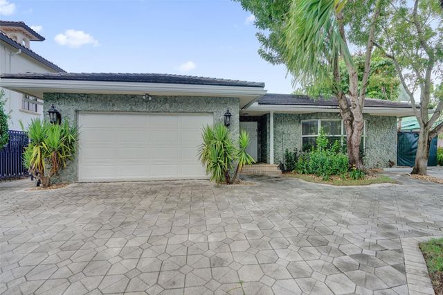 2427 Sea Island Drive, Fort Lauderdale, FL 33301