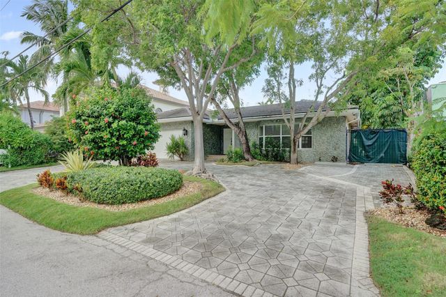 2427 Sea Island Drive, Fort Lauderdale, FL 33301
