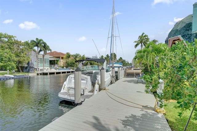 2427 Sea Island Drive, Fort Lauderdale, FL 33301
