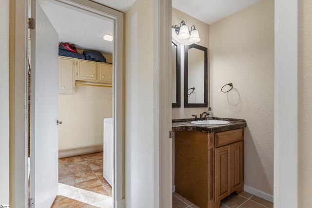 155 Ingleoak Lane, Greenville, SC 29615