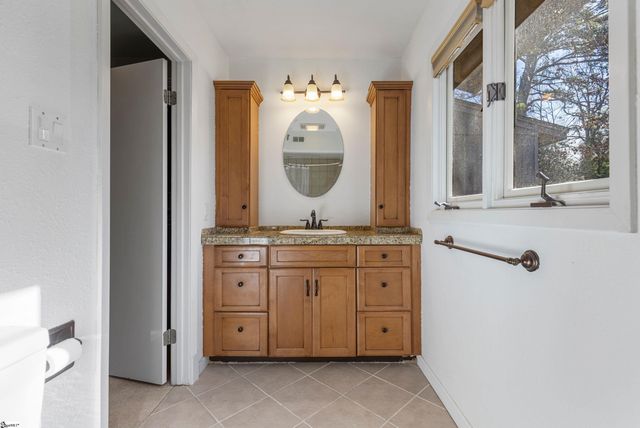 155 Ingleoak Lane, Greenville, SC 29615