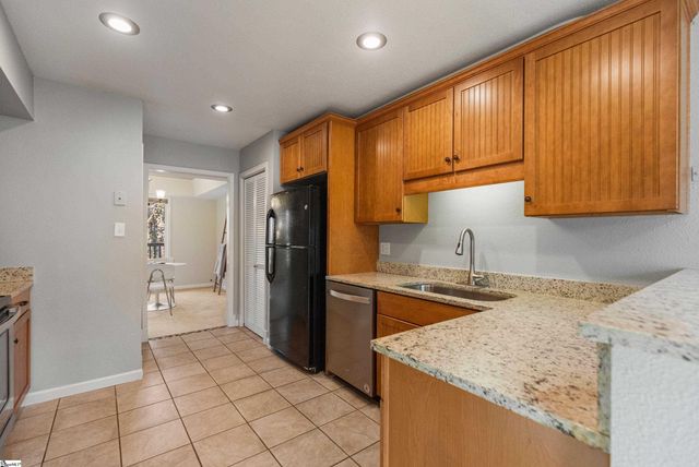 155 Ingleoak Lane, Greenville, SC 29615