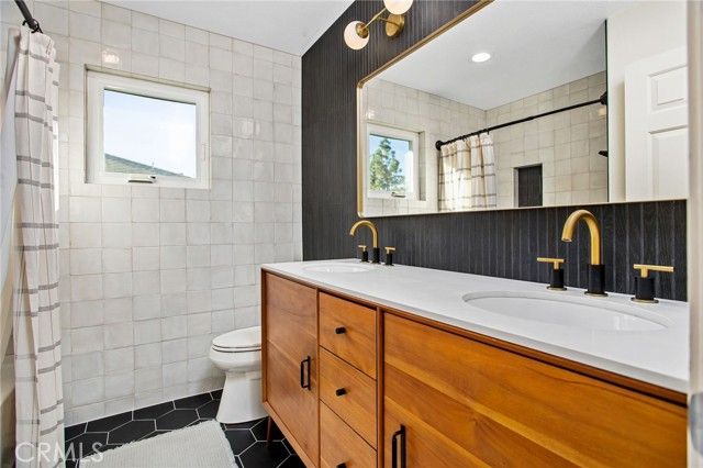 29110 Wayfarer Lane, Lake Elsinore, CA 92530