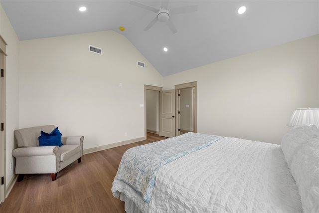 132 Water View Lane, Robinson, TX 76706