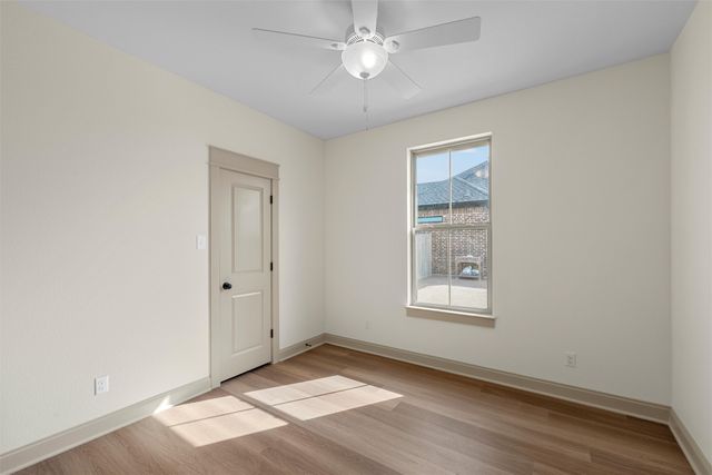 132 Water View Lane, Robinson, TX 76706