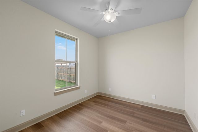 132 Water View Lane, Robinson, TX 76706