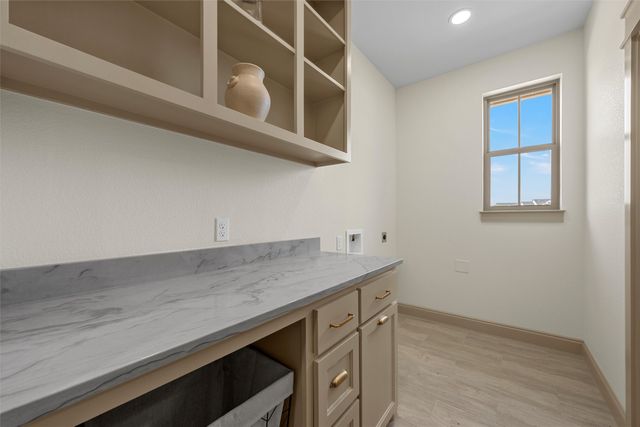 132 Water View Lane, Robinson, TX 76706