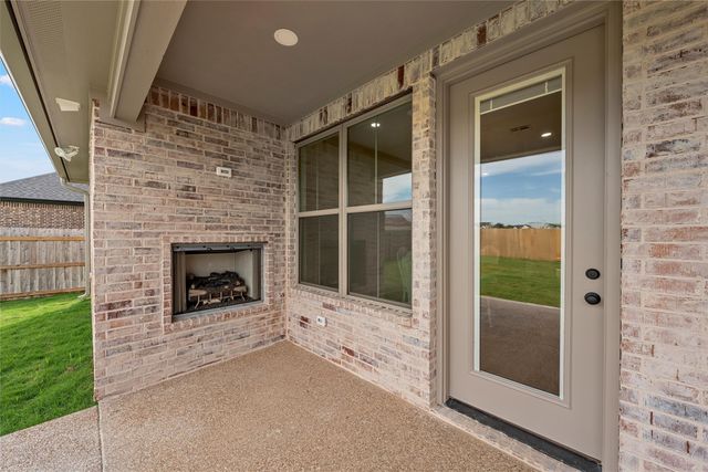 132 Water View Lane, Robinson, TX 76706