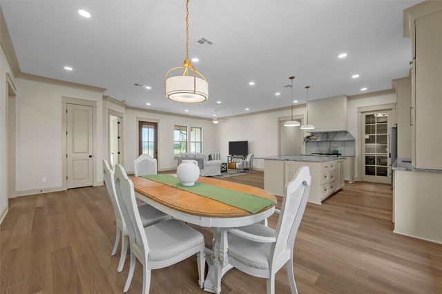 132 Water View Lane, Robinson, TX 76706