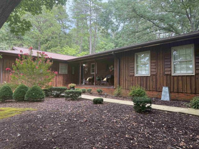 6370 Parris Bridge Road, Chesnee, SC 29323