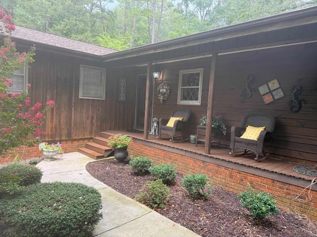 6370 Parris Bridge Road, Chesnee, SC 29323