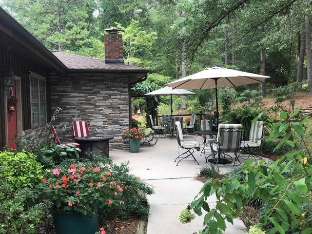 6370 Parris Bridge Road, Chesnee, SC 29323